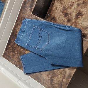 360° Next Level Stretch pull on jeans